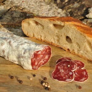 Saucisson aux noisettes
